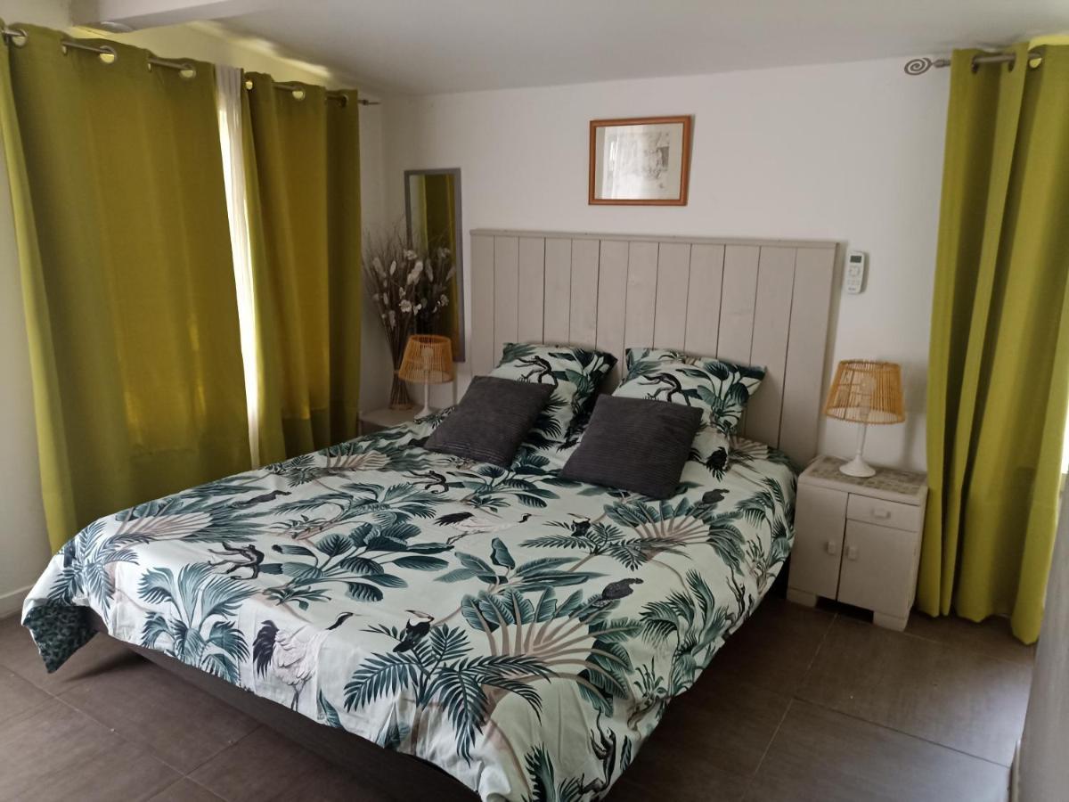 آرْلْ Chambre D'Hote - Mas Le Barret المظهر الخارجي الصورة